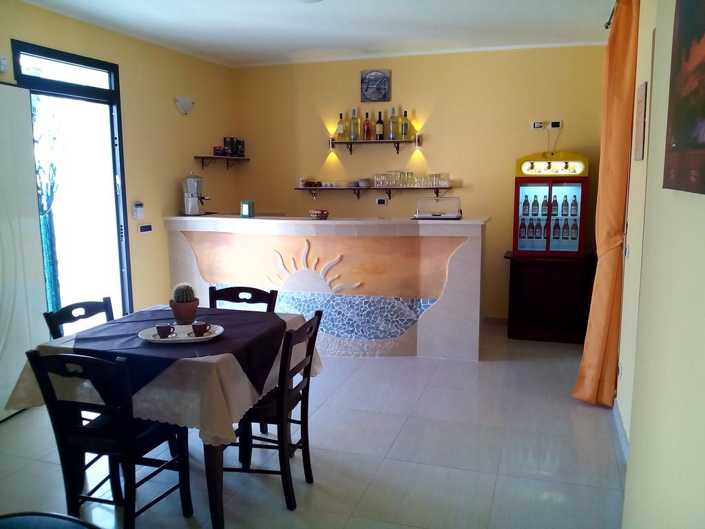 B&B Trullo Di Mare 托里切拉 外观 照片